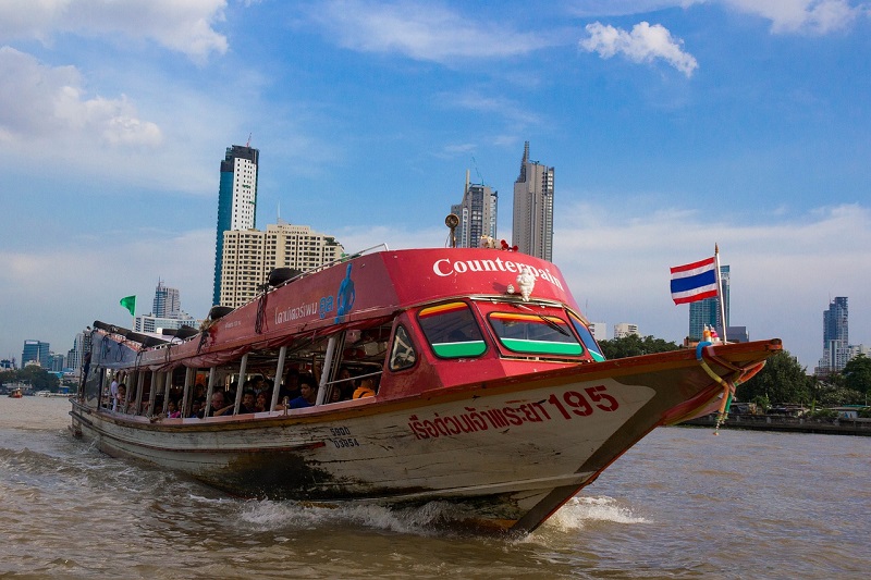 2 Week Thailand Itinerary with Kids - Chao Phraya River Ferry