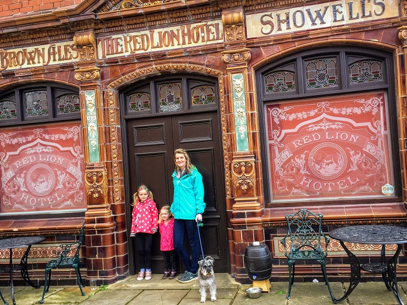 Crich Tramway Museum with kids - Red Lion pub