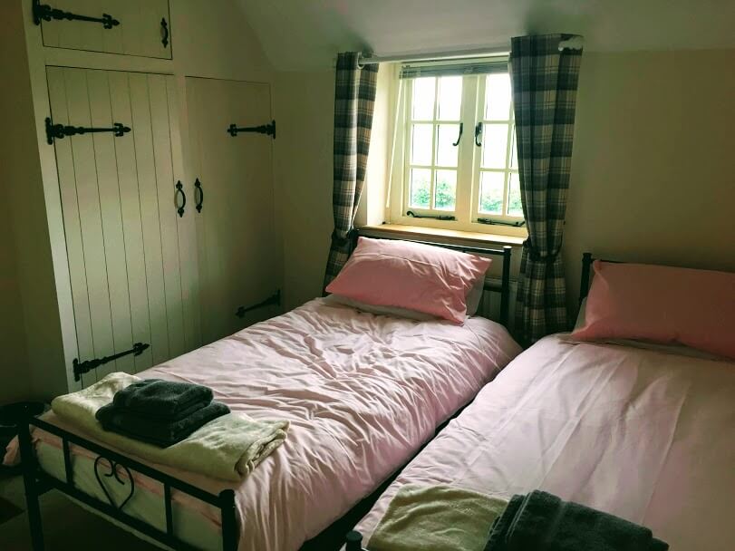 Holiday Cottage in Warwickshire - bedroom