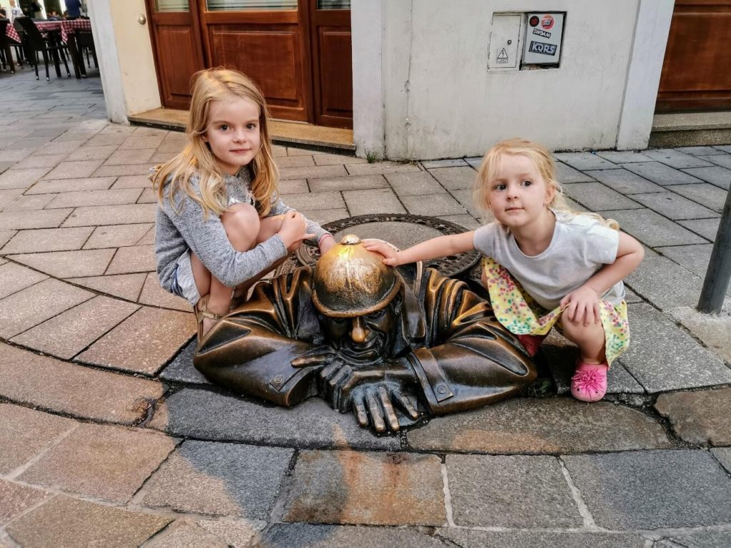 Bratislava in one day - spotting the city statues