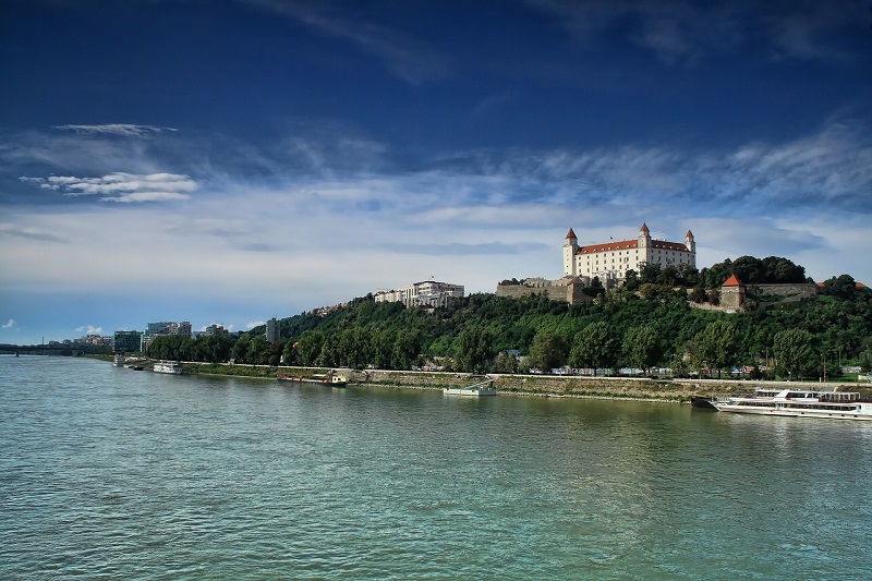 Bratislava in one day - view of the castle from UFO Bridge