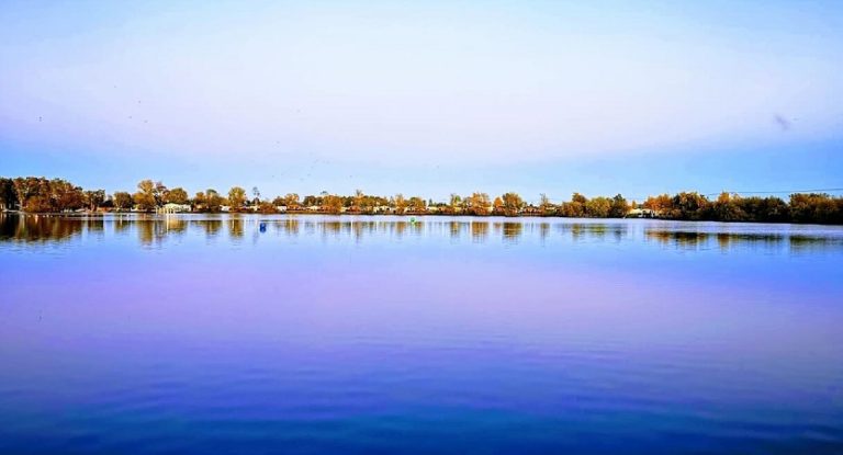 Things to do near Tattershall Lakes - photo of the lake
